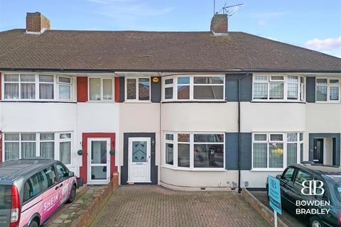 48 Hanover Gardens, Ilford, IG6 2RA