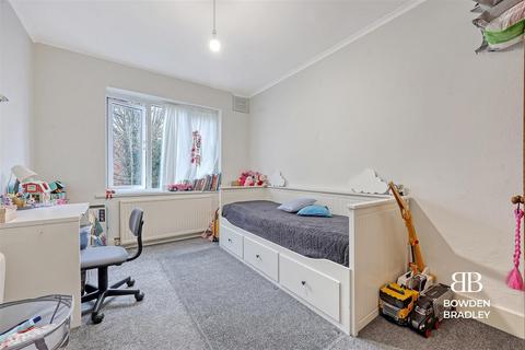 2 bedroom maisonette for sale, Chigwell Road, Woodford Green