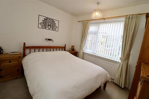 2 bedroom detached bungalow for sale, Beech Close, Market Weighton, York