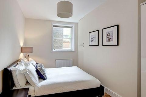 3 bedroom apartment to rent, Hamlet Gardens, London W6