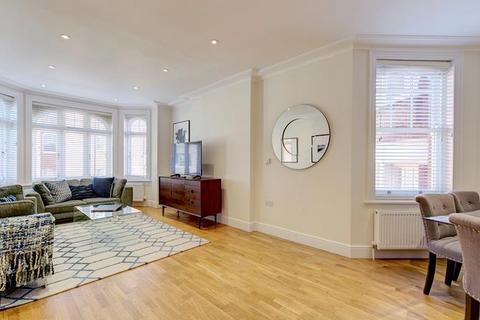 3 bedroom apartment to rent, Hamlet Gardens, London W6