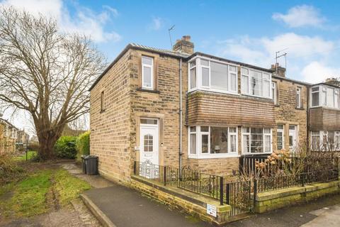 3 bedroom end of terrace house for sale, Sycamore Avenue, Bingley
