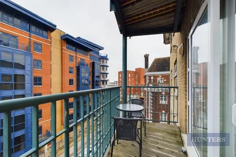 2 bedroom flat for sale, Neptune House, Southampton SO14