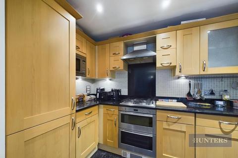 2 bedroom flat for sale, Neptune House, Southampton SO14