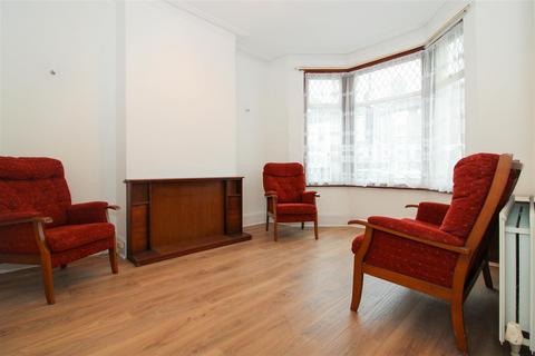 7 Durban Road, London, N17 8ED