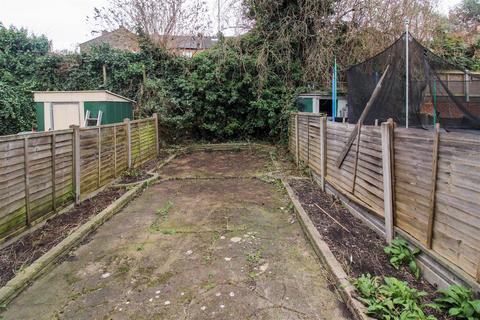 7 Durban Road, London, N17 8ED