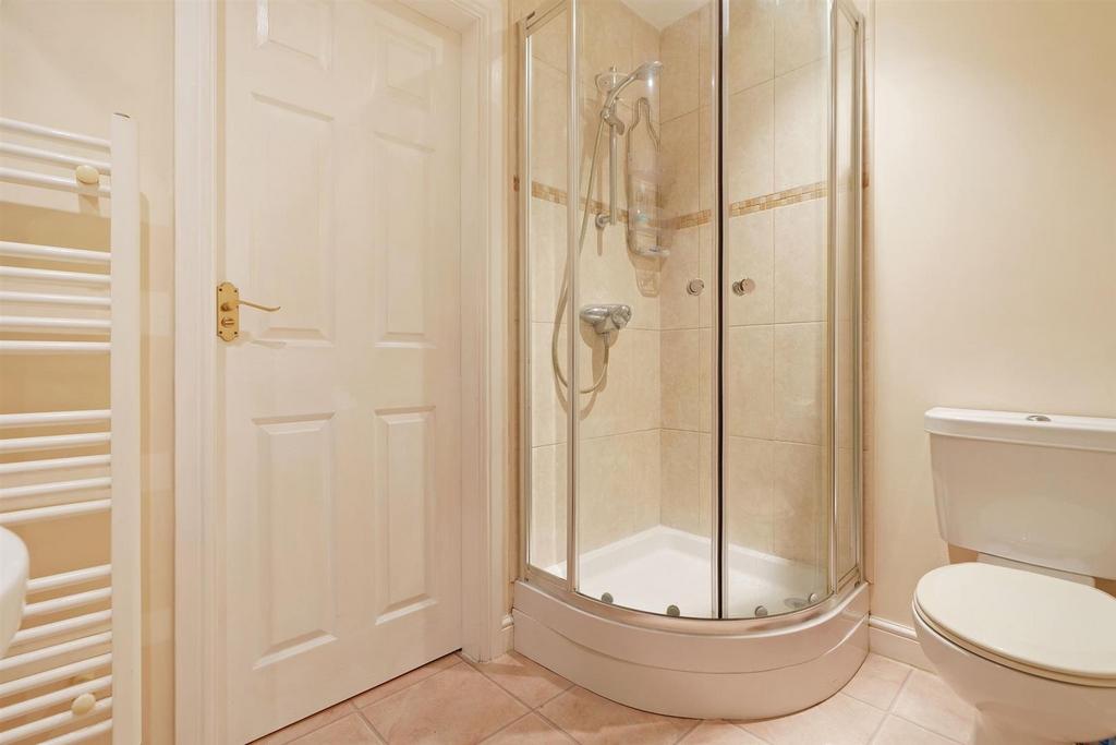 Jack and Jill En Suite