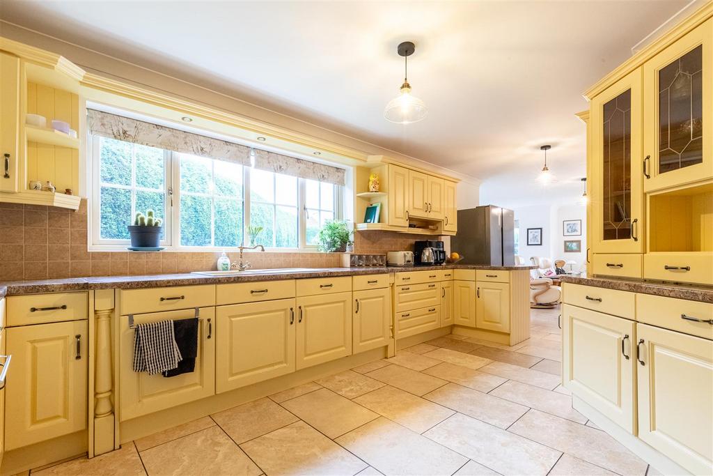 Family / Dining Room