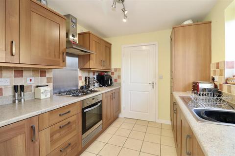 2 Bow Bridge Close, Market Weighton, York, YO43 3FH