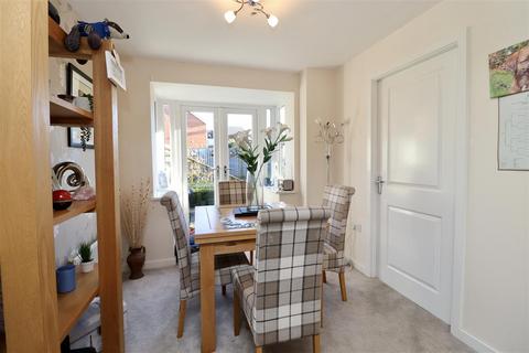 2 Bow Bridge Close, Market Weighton, York, YO43 3FH