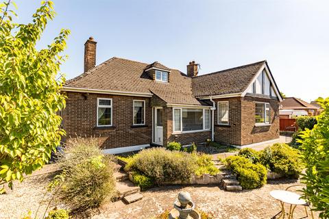 2 bedroom detached bungalow for sale, Scawby Road, Broughton, Brigg