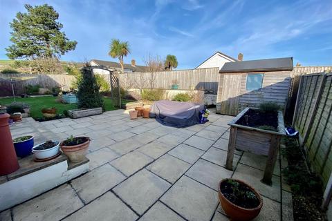 21 Barnfield Close, Braunton, EX33 2HL