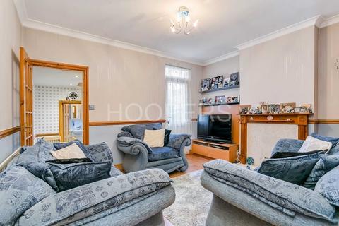 3 bedroom end of terrace house for sale, Gresham Road, London, NW10