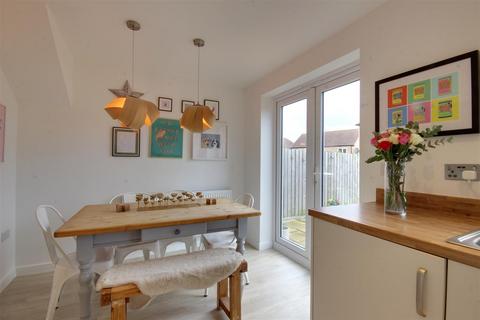 11 Devonshire Close, Elloughton, Brough, HU15 1UB