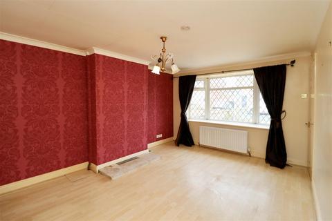 3 Chestnut Crescent, Holme On Spalding Moor, York, YO43 4HU