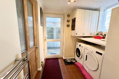 3 bedroom semi-detached house for sale, Two Gates, Halesowen