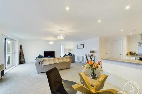 46 Barrington Way, Leeds, LS15 8FU