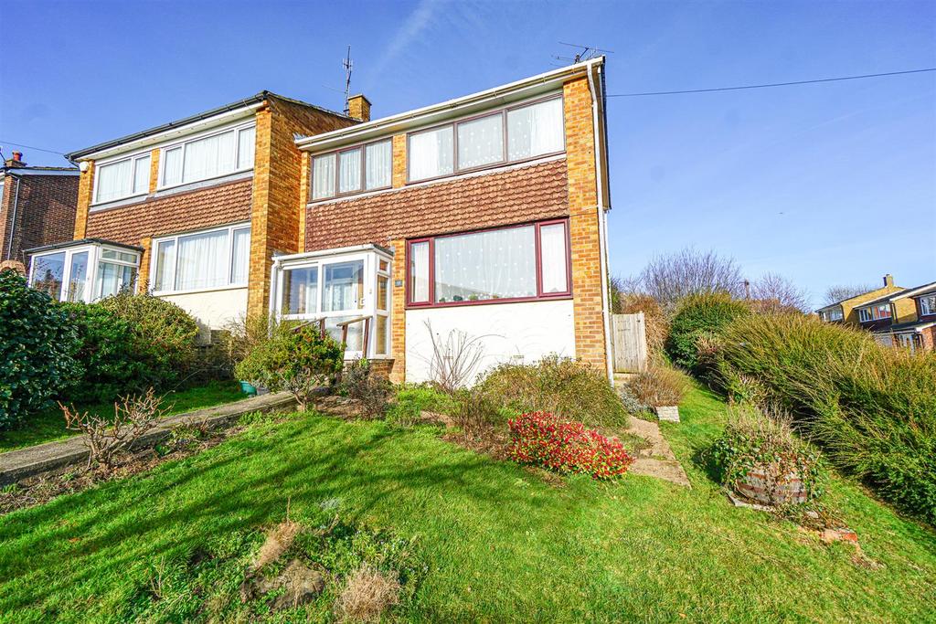 Briers Avenue, Hastings 3 bed semidetached house for sale £275,000