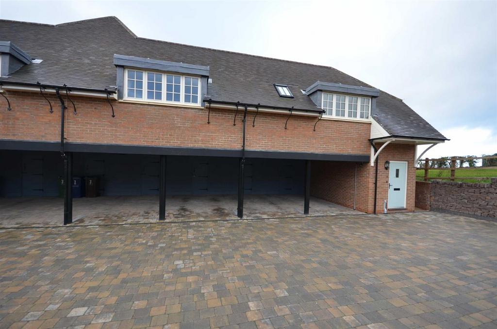 Beswick Green, Swynnerton 2 bed apartment to rent £895 pcm (£207 pw)