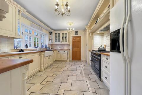 6 bedroom detached house for sale, St Peters in the Field, Braintree, CM7