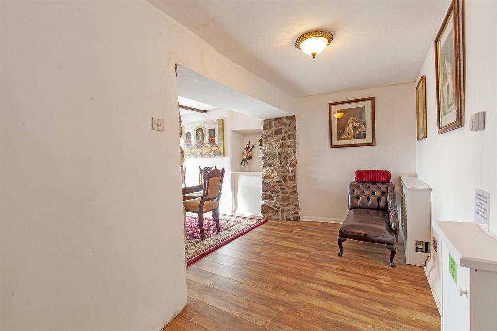 Reception Room-1.jpg