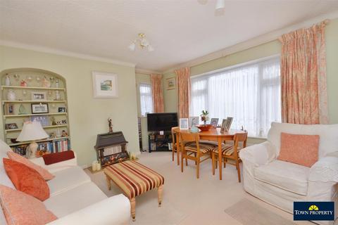 2 bedroom flat for sale, Mill Road, Eastbourne