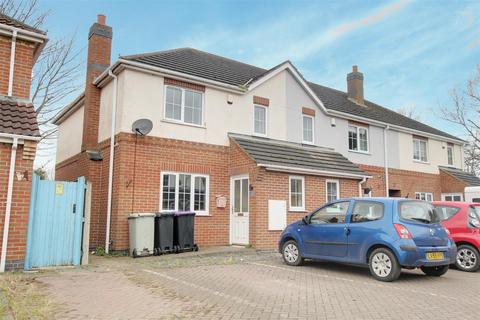 3 bedroom end of terrace house for sale, Woolpack Meadows, Louth LN11