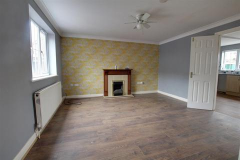 3 bedroom end of terrace house for sale, Woolpack Meadows, Louth LN11