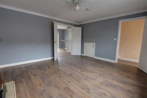 3 bedroom end of terrace house for sale, Woolpack Meadows, Louth LN11