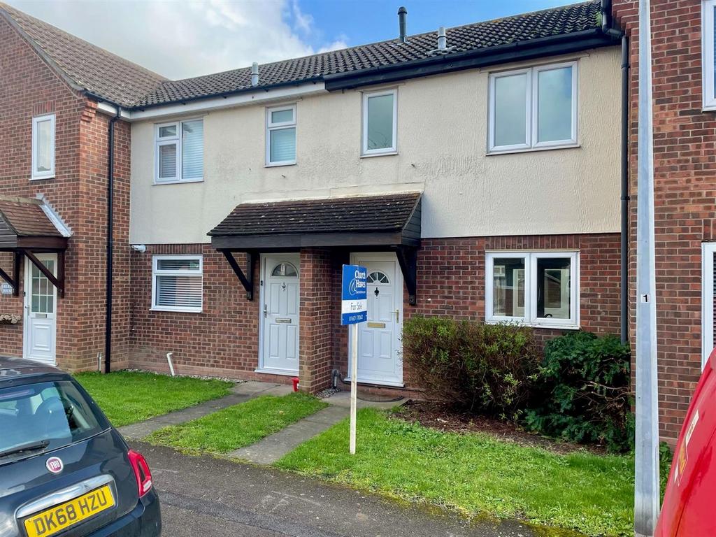 Falklands Road, BurnhamOnCrouch 2 bed terraced house for sale £275,000