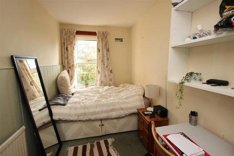 4 bedroom house to rent - Percy Street