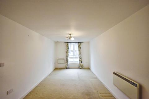 2 bedroom apartment for sale, High Street, Brentford
