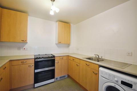 2 bedroom apartment for sale, High Street, Brentford