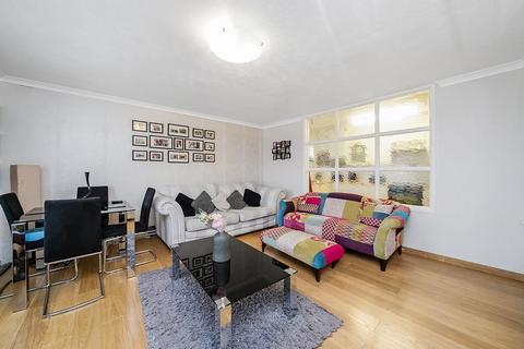 2 bedroom apartment for sale - Gordon Road, London E4