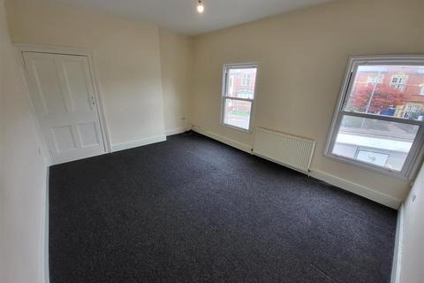 2 bedroom flat to rent - Livingstone Place, Newport NP19