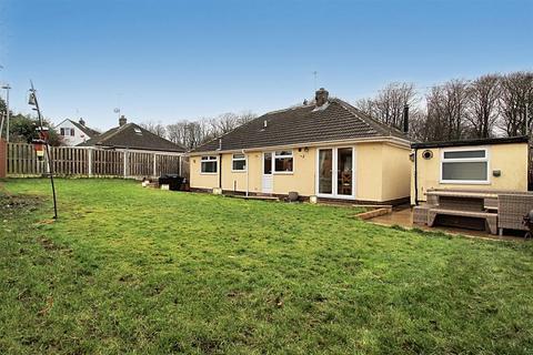 2 bedroom detached bungalow for sale, Russett Grove, Newsome, Huddersfield, HD4 6QL