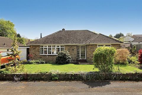 2 bedroom detached bungalow for sale, Russett Grove, Newsome, Huddersfield, HD4 6QL