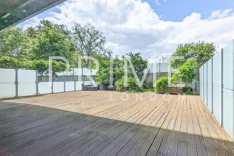 2 bedroom apartment for sale, Centurion Building, Chelsea Bridge Wharf, London