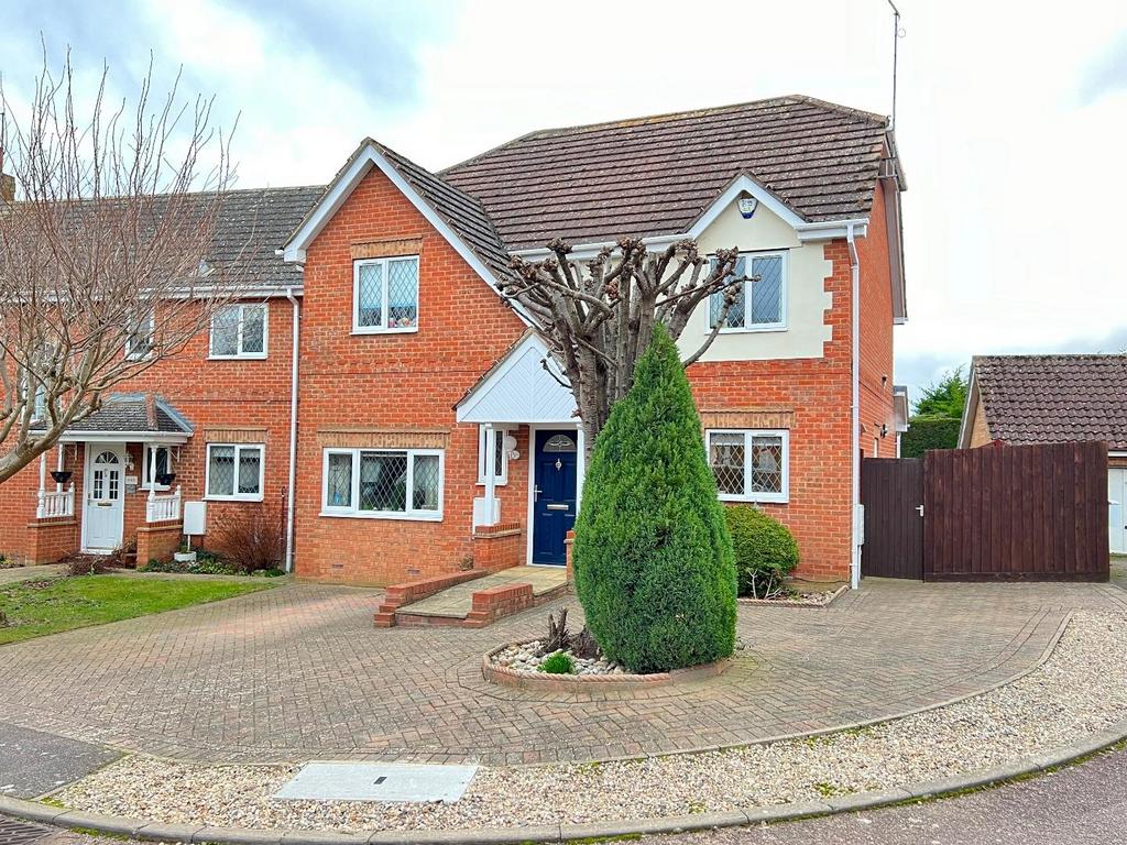 Brooks Close, Burton Latimer, Kettering 4 bed detached house for sale