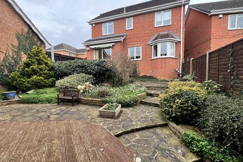 5 Brooks Close, Burton Latimer, Kettering, NN15 5PX