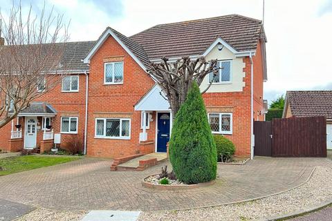 5 Brooks Close, Burton Latimer, Kettering, NN15 5PX