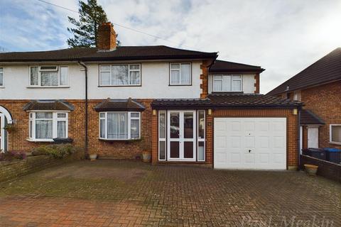 30 Foxearth Road, South Croydon, CR2 8ED