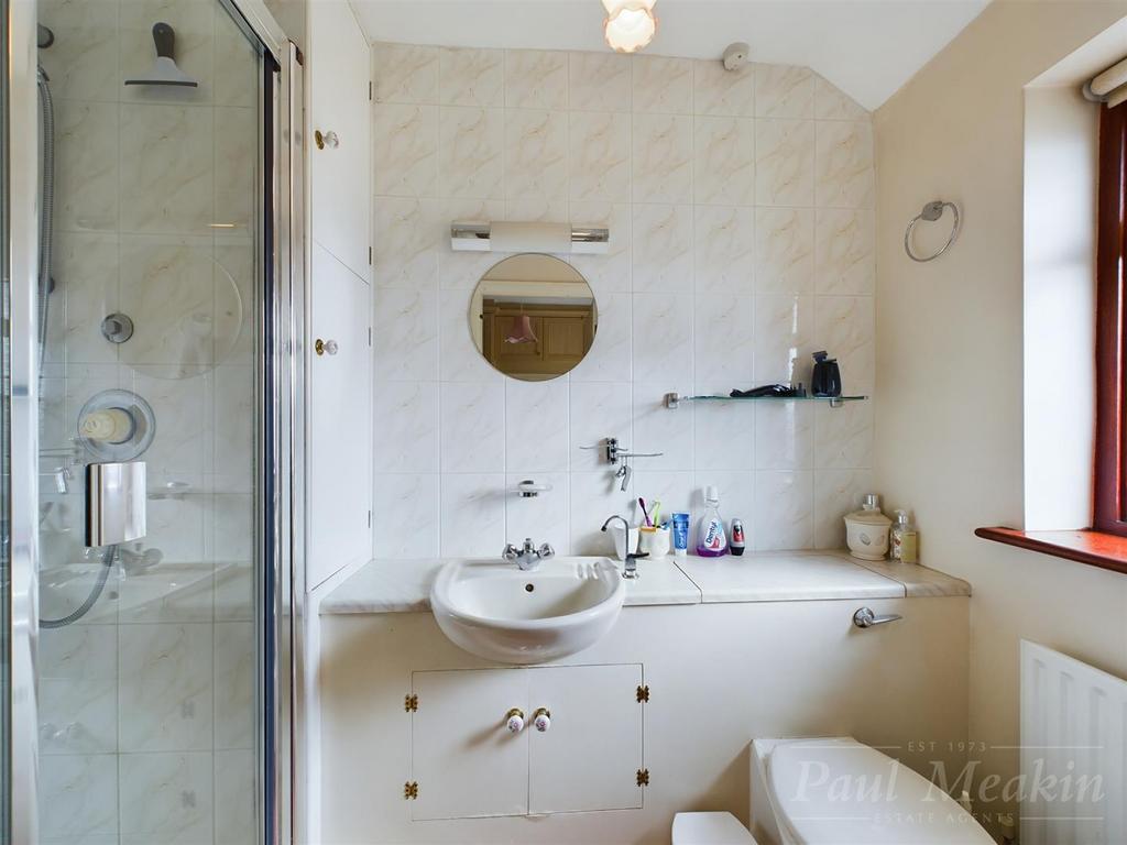 Ensuite