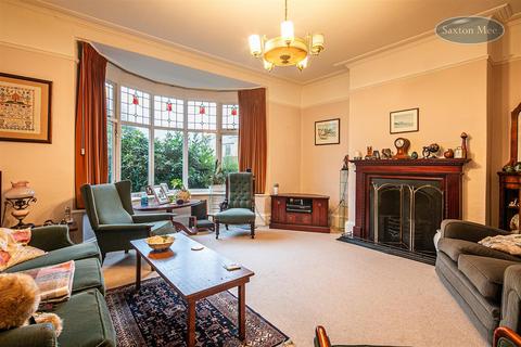 17 Vainor Road, Sheffield, S6 4AP