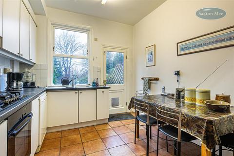 17 Vainor Road, Sheffield, S6 4AP