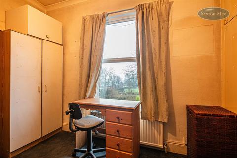 17 Vainor Road, Sheffield, S6 4AP