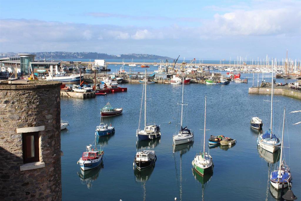 King Street, Harbour Area, Brixham 3 bed terraced house for sale £395,000