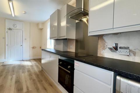 5 bedroom terraced house to rent, Mayfair Road, Newcastle Upon Tyne