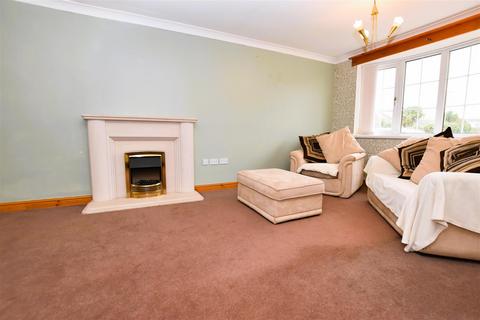 3 bedroom semi-detached house for sale, Bellcroft Road, Thorngumbald, Hull