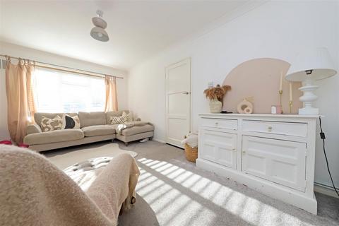 1 bedroom apartment for sale - Birch Grove Crescent, Brighton